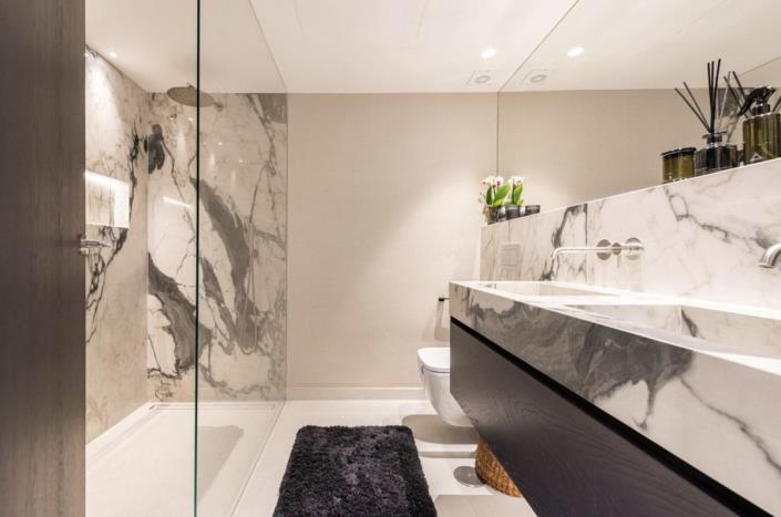 Image No.5-5 Bed Townhouse for sale