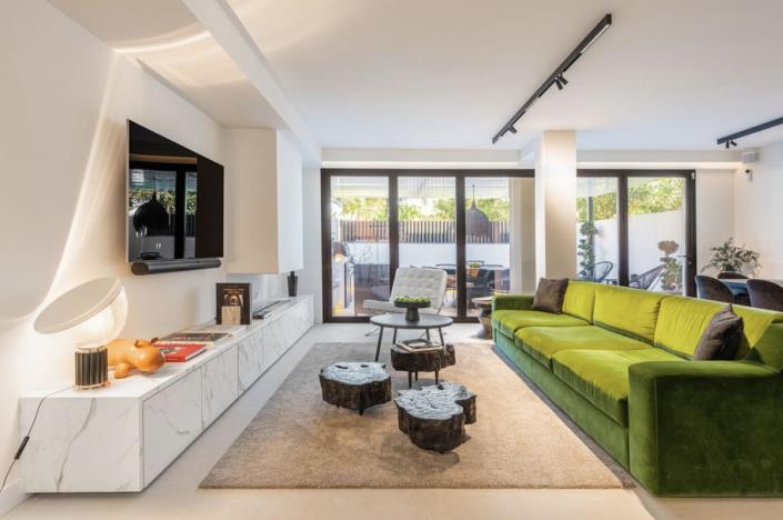 Image No.3-5 Bed Townhouse for sale