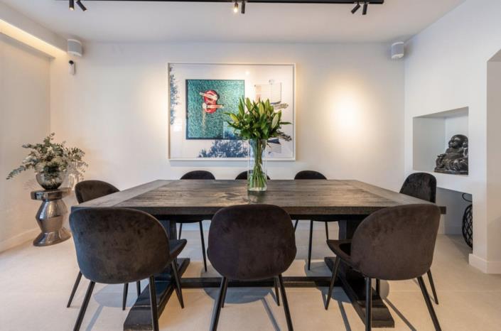 Image No.25-5 Bed Townhouse for sale