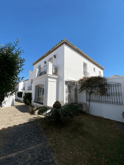 Image No.3-4 Bed Villa for sale