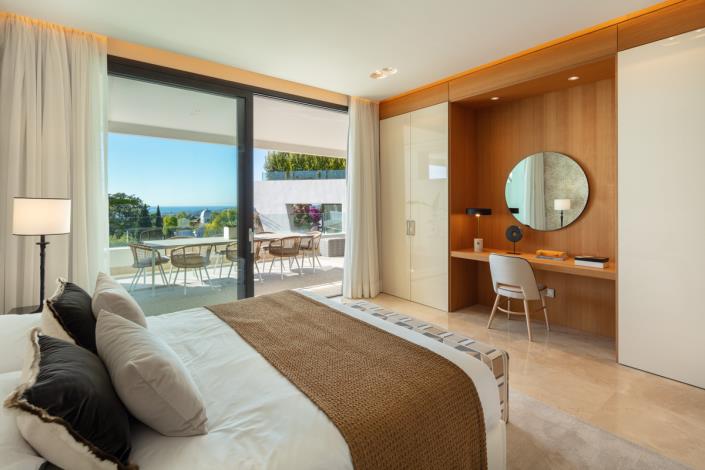 Image No.14-3 Bed Duplex for sale