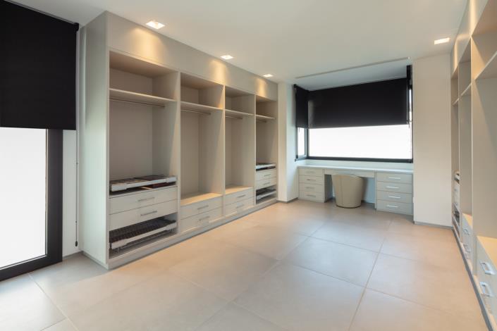 Image No.15-5 Bed Villa for sale