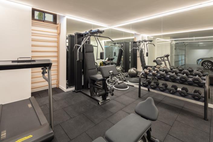 Image No.21-5 Bed Villa for sale