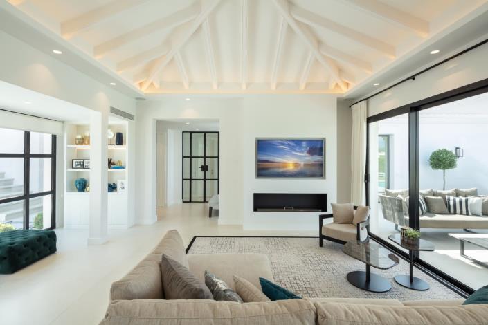 Image No.10-4 Bed Villa for sale