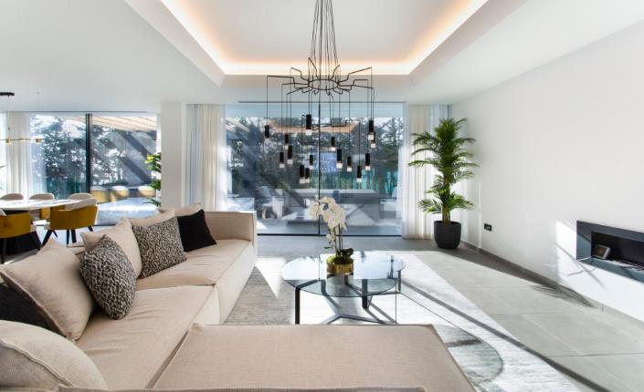 Image No.8-4 Bed Villa / Detached for sale