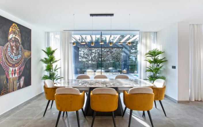 Image No.11-4 Bed Villa / Detached for sale