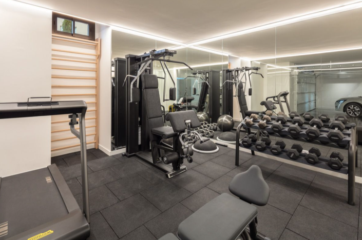 Image No.18-5 Bed Villa / Detached for sale