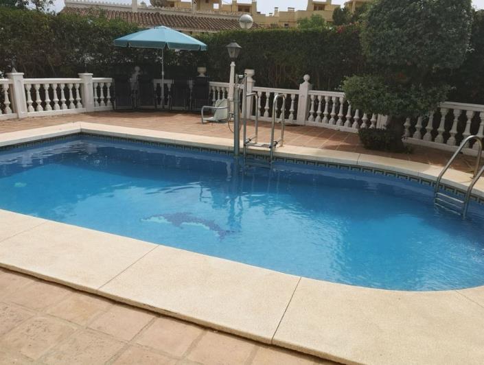 Image No.2-4 Bed Villa / Detached for sale