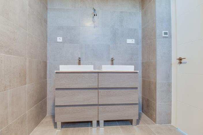 Image No.22-4 Bed Villa for sale