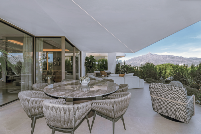 Image No.11-4 Bed Villa / Detached for sale