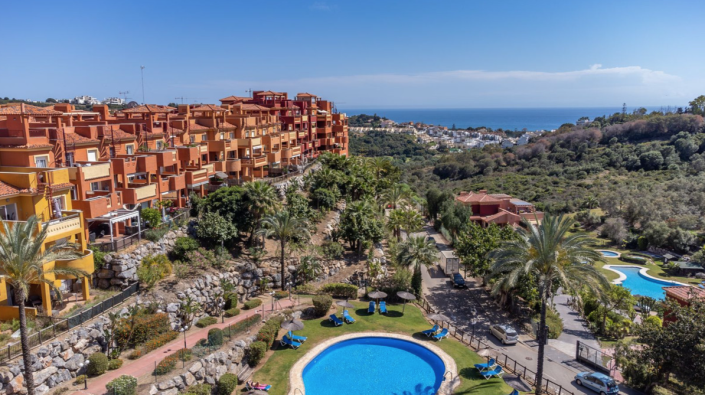 Image No.9-2 Bed Apartment for sale