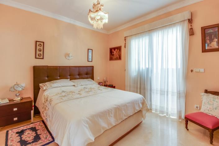 Image No.8-3 Bed Duplex for sale