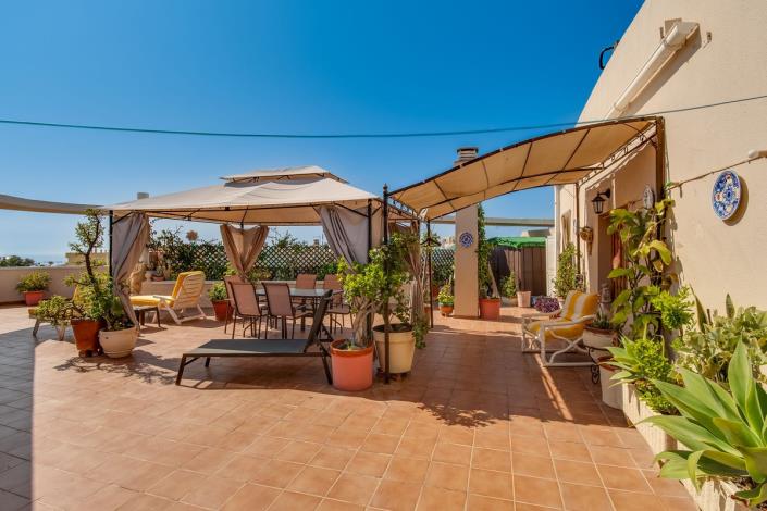 Image No.20-3 Bed Duplex for sale