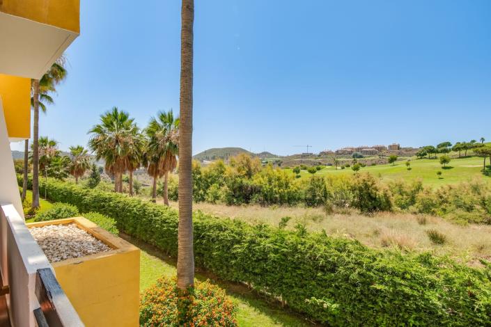 Image No.12-2 Bed Apartment for sale