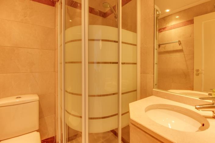 Image No.23-2 Bed Apartment for sale