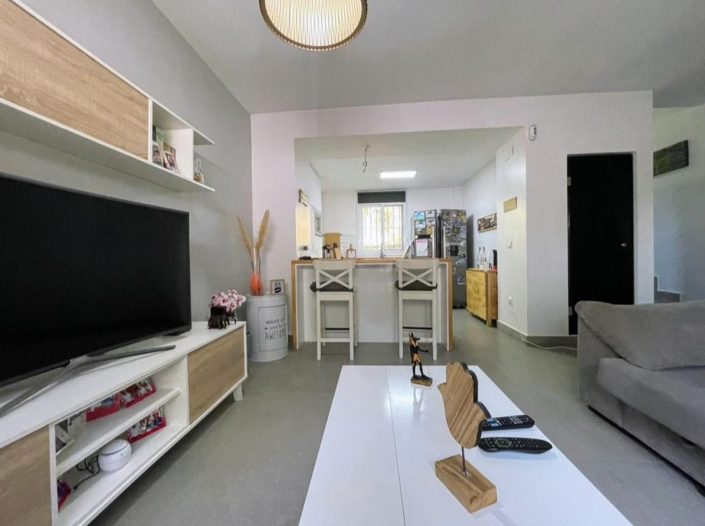 Image No.4-3 Bed Townhouse for sale