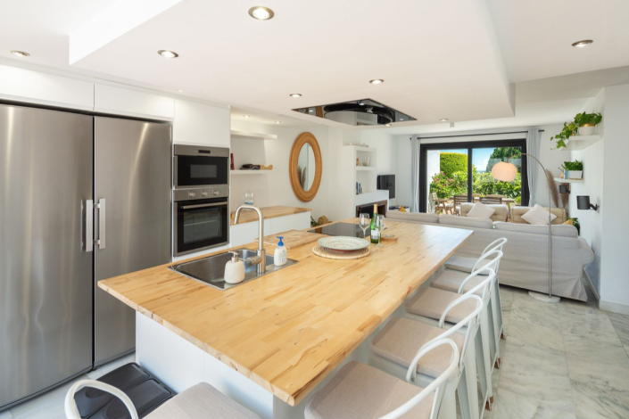 Image No.3-3 Bed Townhouse for sale