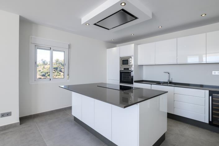 Image No.7-3 Bed Duplex for sale