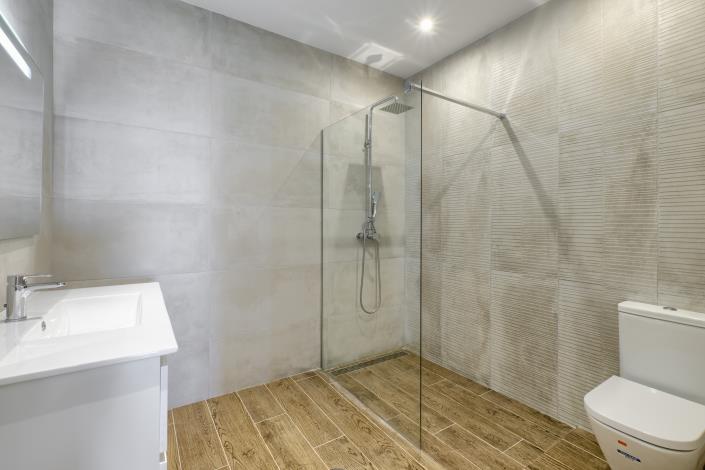 Image No.24-3 Bed Duplex for sale