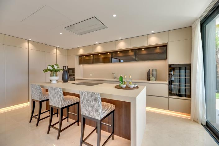 Image No.10-5 Bed Villa for sale