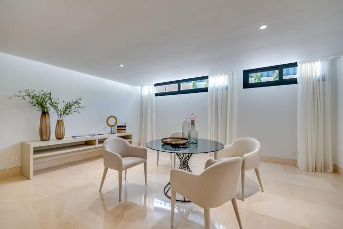 Image No.29-5 Bed Villa for sale