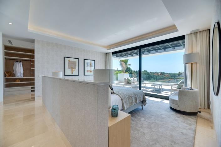 Image No.33-5 Bed Villa for sale