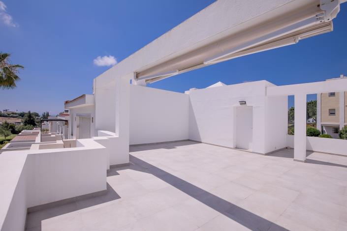 Image No.18-3 Bed Townhouse for sale