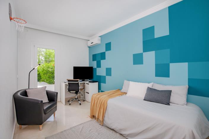 Image No.24-3 Bed Townhouse for sale