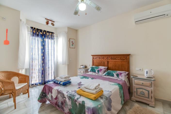 Image No.18-3 Bed Villa for sale