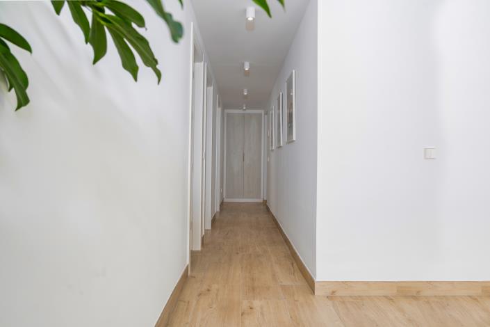 Image No.40-4 Bed Villa / Detached for sale