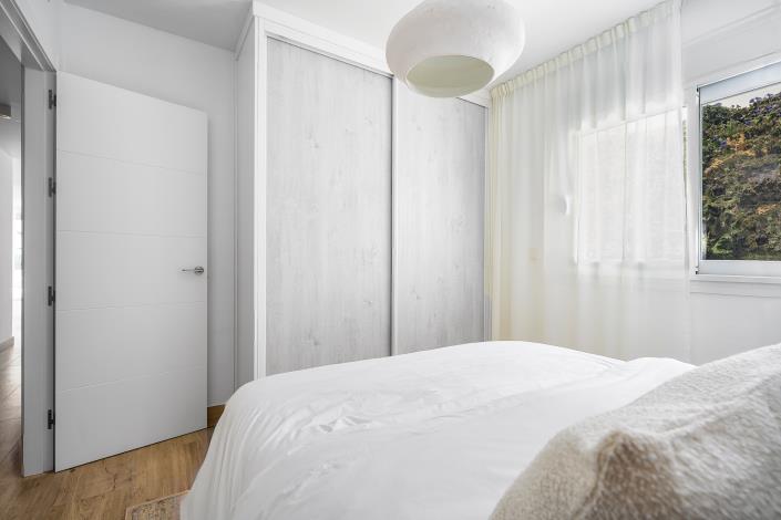 Image No.45-4 Bed Villa / Detached for sale