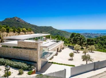 4 Bed Villa for sale