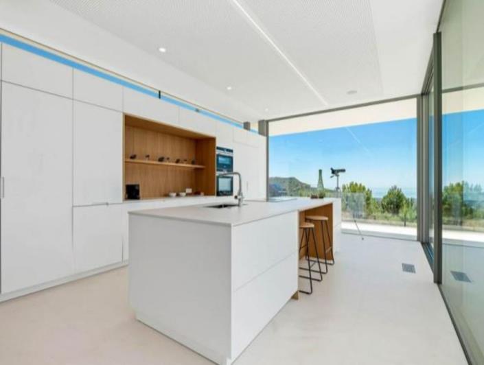 Image No.6-4 Bed Villa for sale