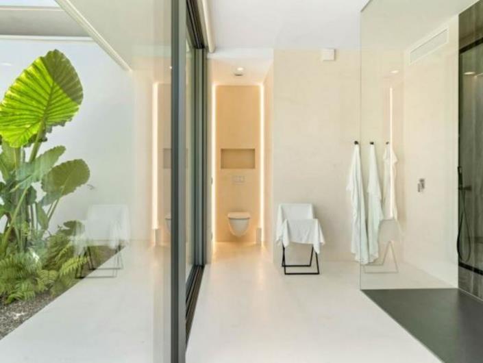 Image No.16-4 Bed Villa for sale