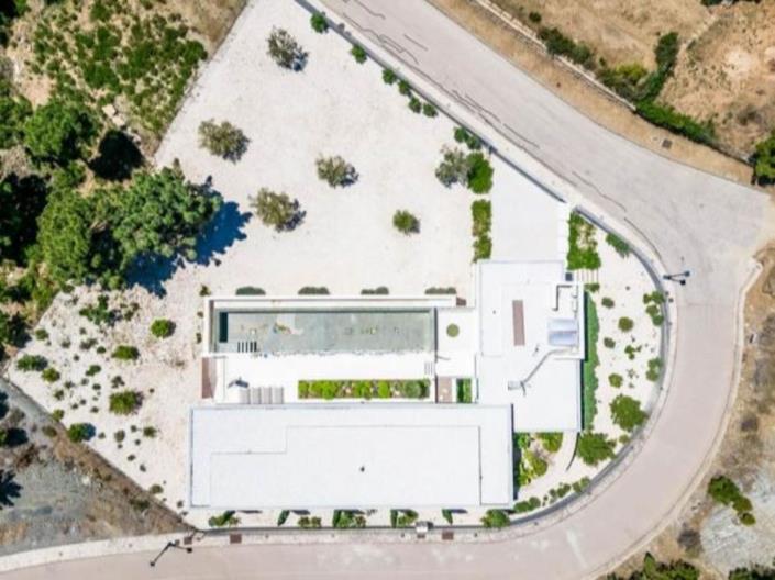 Image No.29-4 Bed Villa for sale