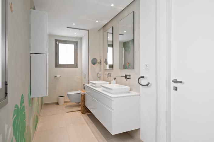 Image No.27-7 Bed Apartment for sale