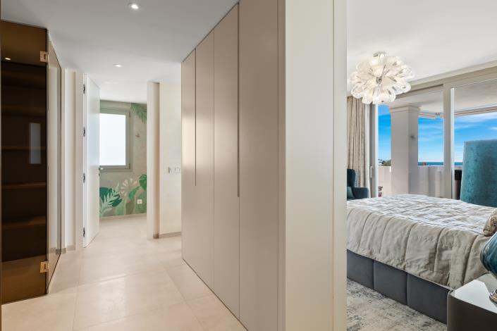 Image No.31-7 Bed Apartment for sale