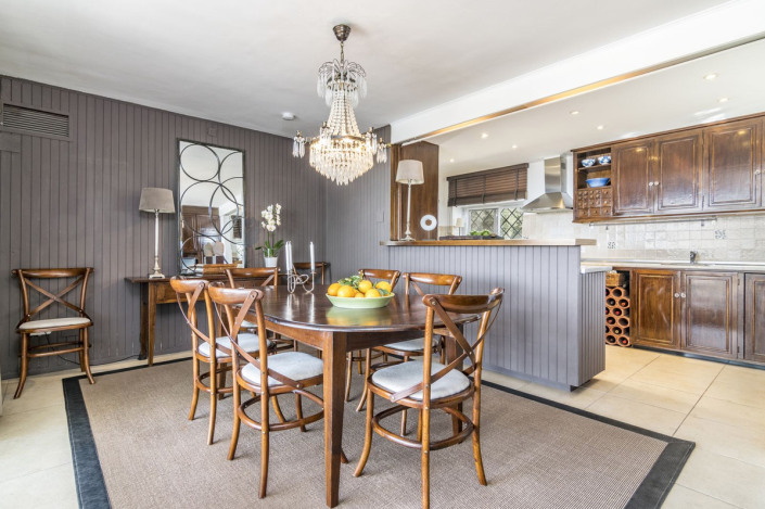 Image No.5-4 Bed Villa / Detached for sale