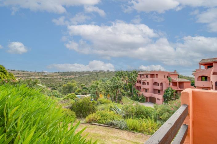 Image No.19-2 Bed Apartment for sale