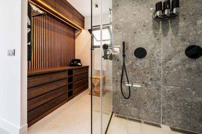 Image No.12-3 Bed Apartment for sale