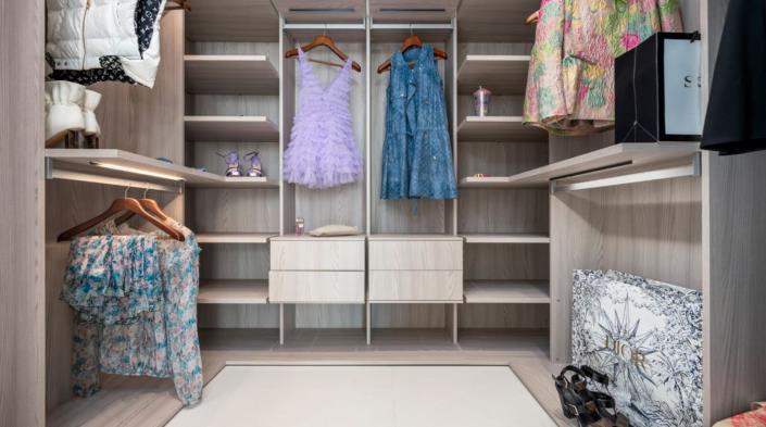 Image No.37-6 Bed Villa for sale