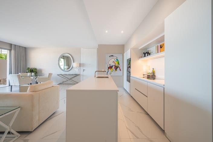 Image No.22-3 Bed Apartment for sale