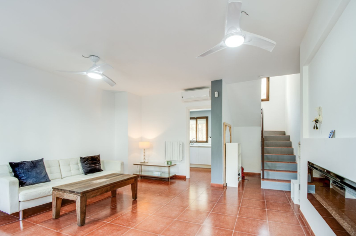 Image No.6-3 Bed Townhouse for sale