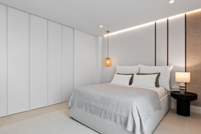 Image No.18-3 Bed Apartment for sale