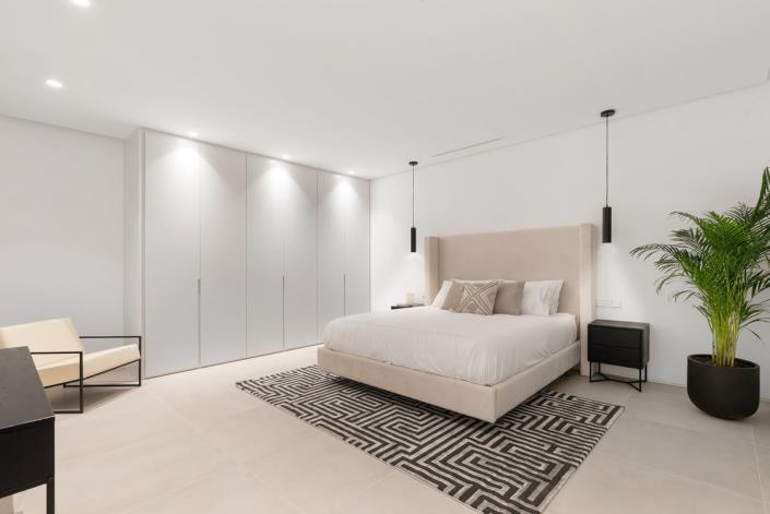 Image No.21-6 Bed Villa for sale