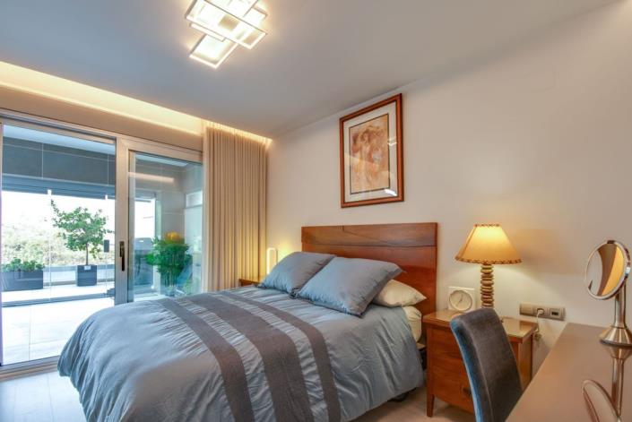 Image No.21-2 Bed Apartment for sale