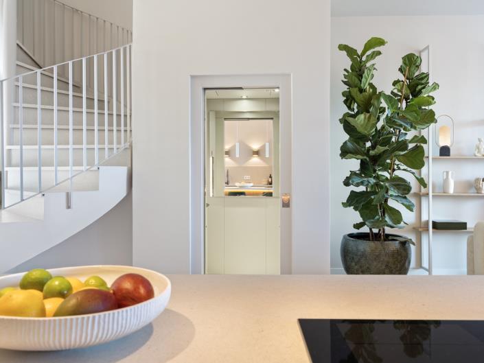 Image No.12-4 Bed Townhouse for sale