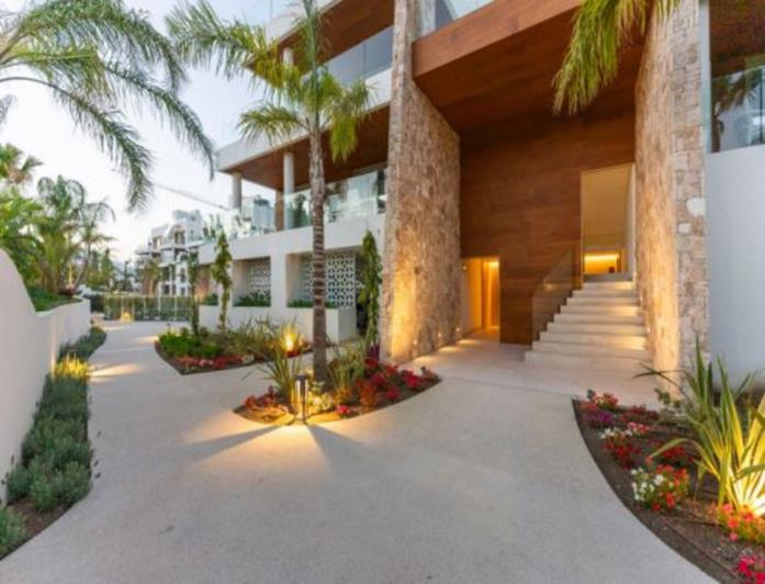 Image No.21-3 Bed Duplex for sale