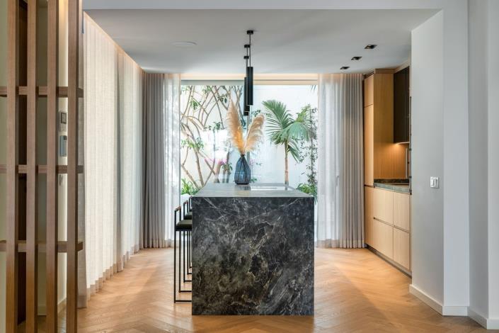 Image No.17-3 Bed Townhouse for sale