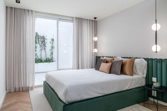 Image No.30-3 Bed Townhouse for sale